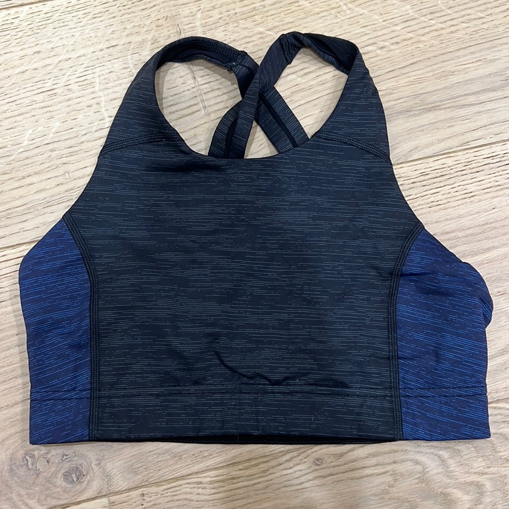 NWOT Outdoor Voices TechSweat Keyhole Colorblock Bra Top S